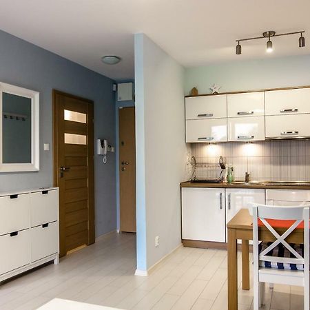 Apartament Kapitanski Bursztynowe Komnaty Darlowko Buitenkant foto