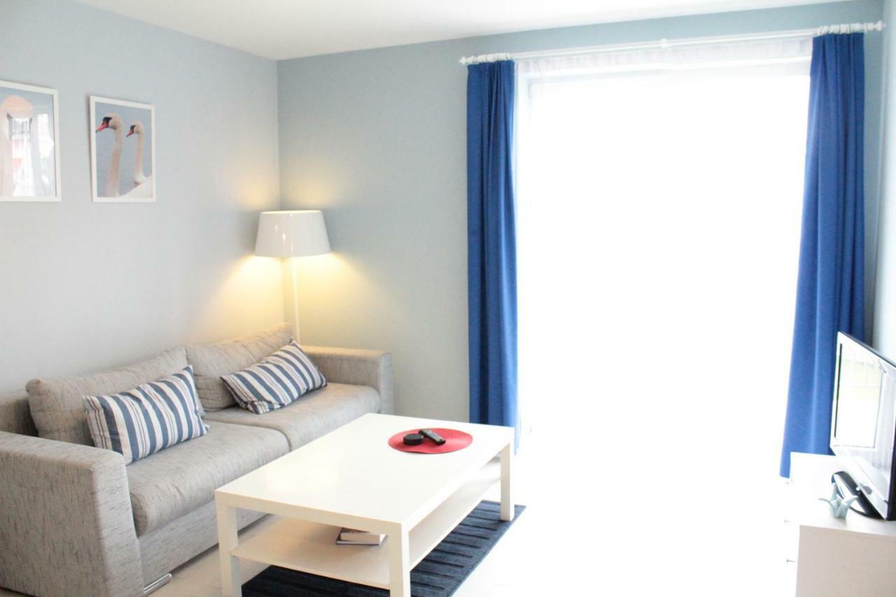 Apartament Kapitanski Bursztynowe Komnaty Darlowko Buitenkant foto